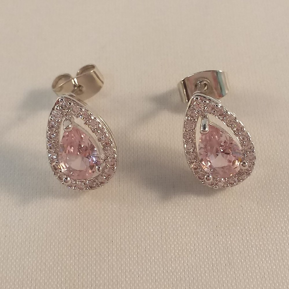 18K White Gold Filled Pink Pear Diamond Zircon Halo Stud Earrings 1.25ctw Womens